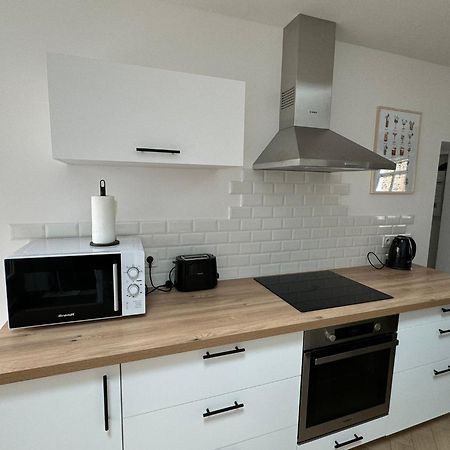 Appartement En Centre-Ville - Local Velos Disponible Mayenne Buitenkant foto