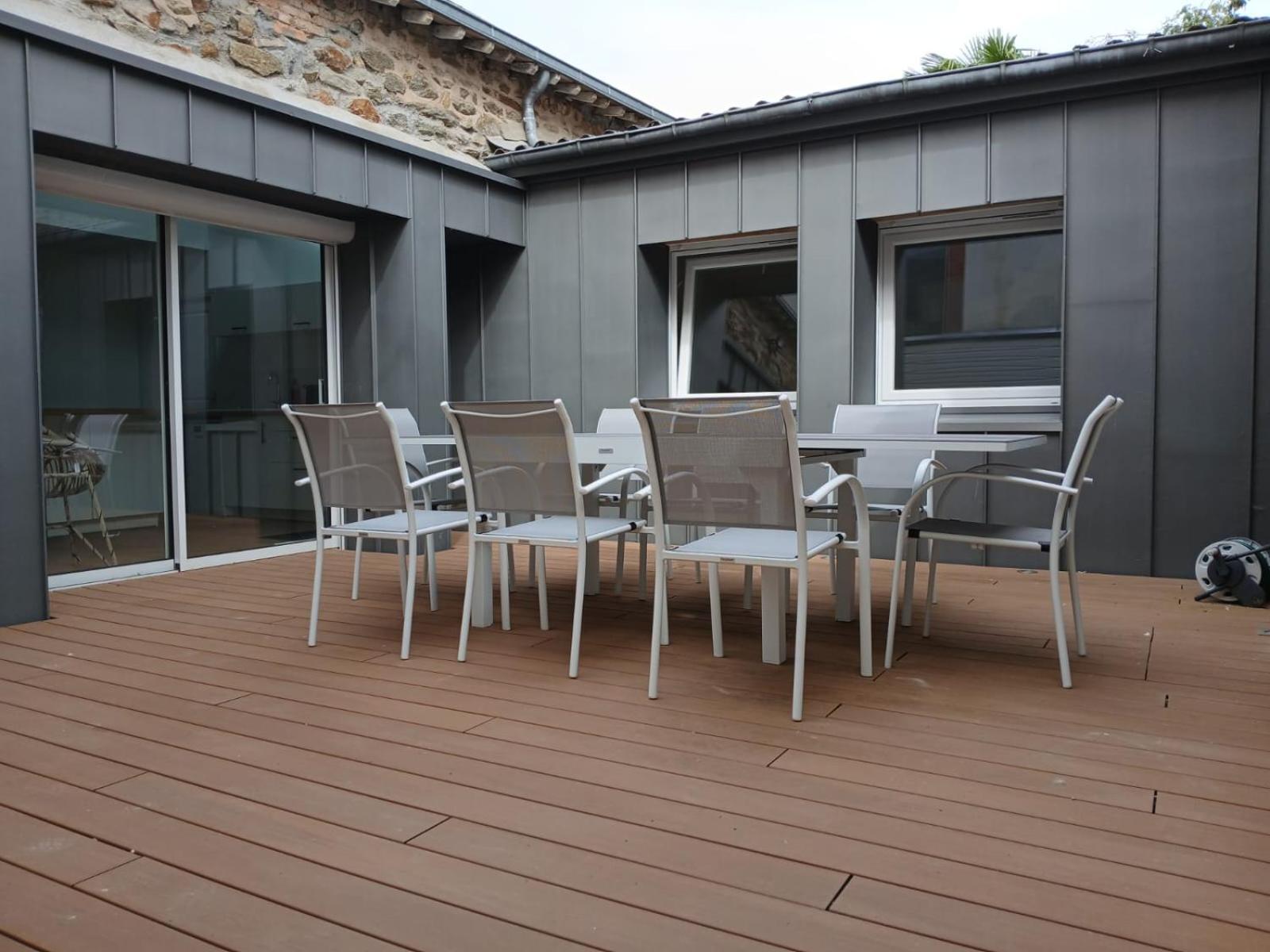 Appartement En Centre-Ville - Local Velos Disponible Mayenne Buitenkant foto
