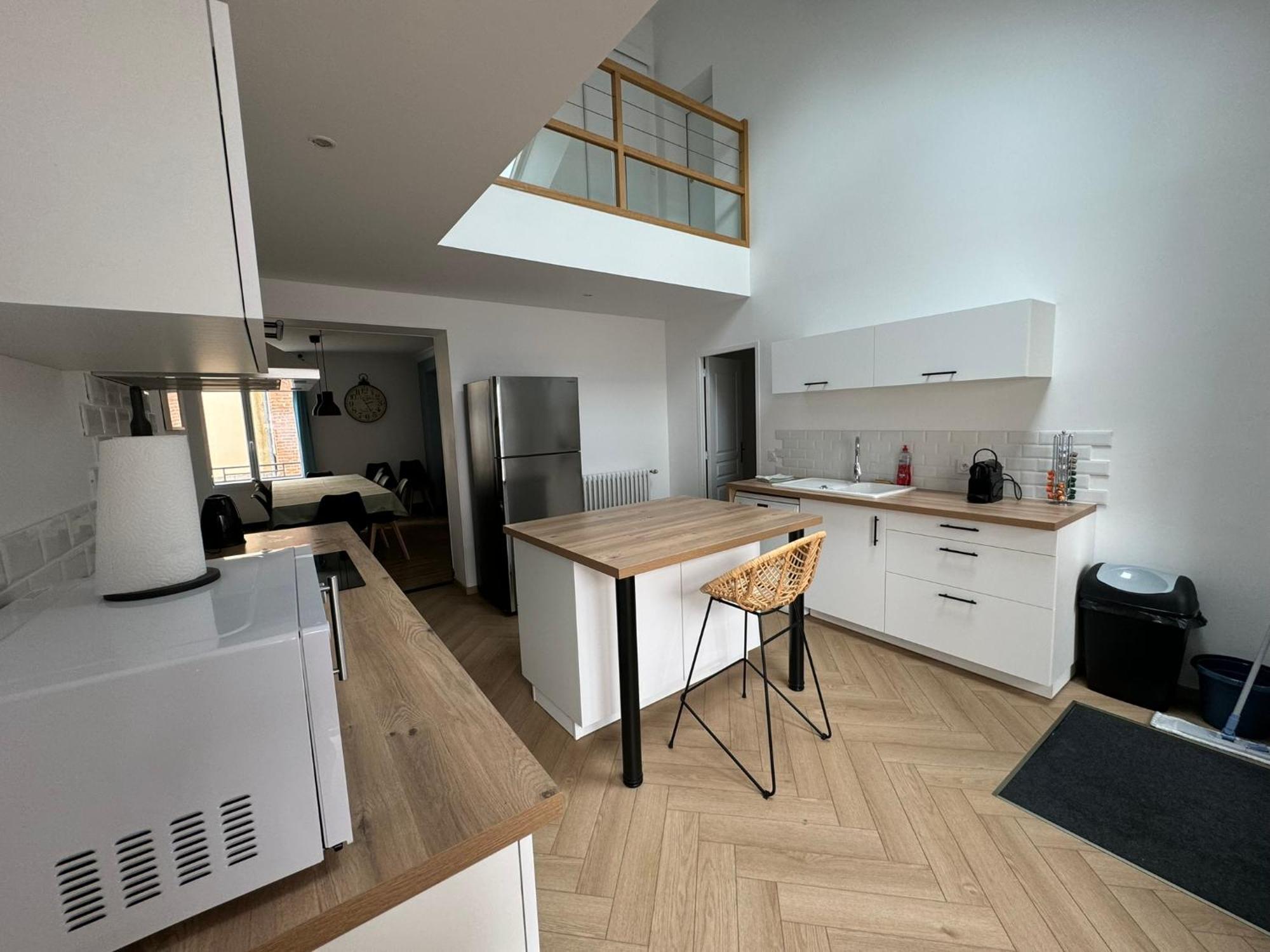 Appartement En Centre-Ville - Local Velos Disponible Mayenne Buitenkant foto