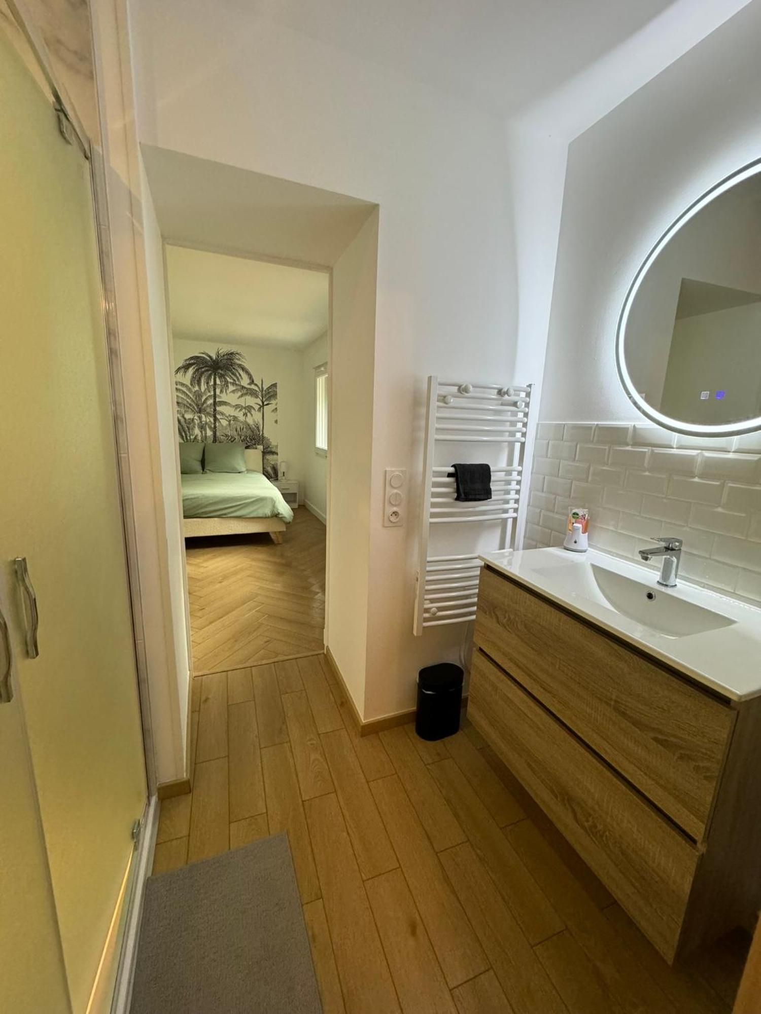 Appartement En Centre-Ville - Local Velos Disponible Mayenne Buitenkant foto